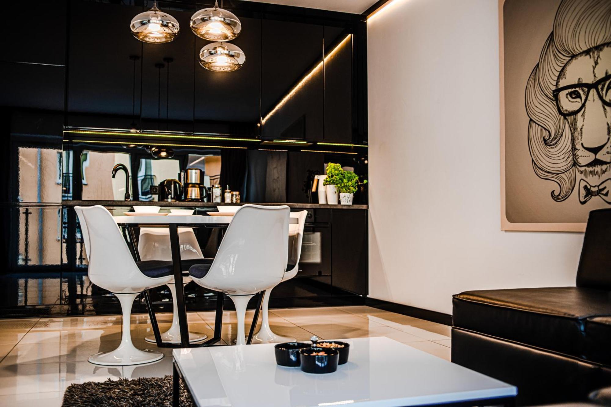 Apartamenty Homely Place Serce Poznania - Stary Rynek - Parking Rom bilde